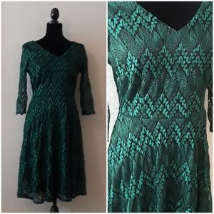 ✨ESTABLISHED 1962 DRESS SIZE-8✨